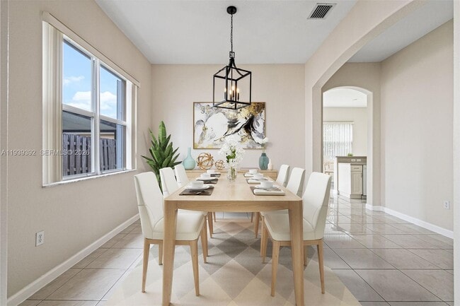 Building Photo - 1924 SE 17th Ct