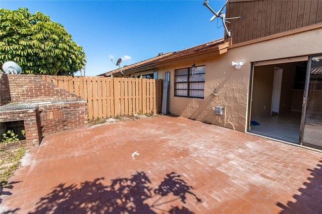 Building Photo - 13536 SW 11th Ln
