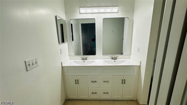 Building Photo - 8484 Bernwood Cove Loop