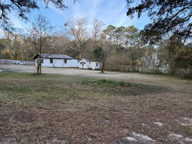 Building Photo - 5538 Gunn Rd