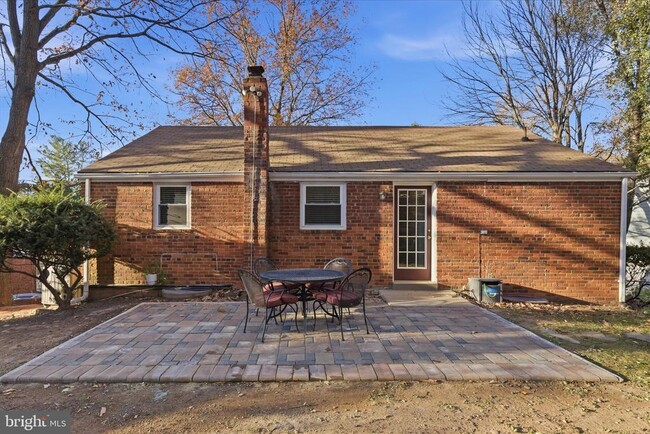 Building Photo - 7203 Arthur Dr