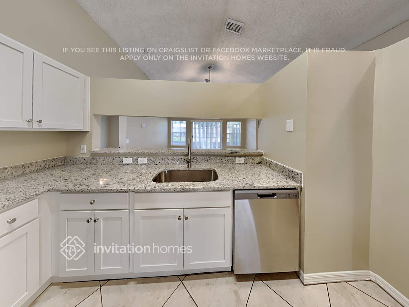 Building Photo - 16015 Buxley Ct