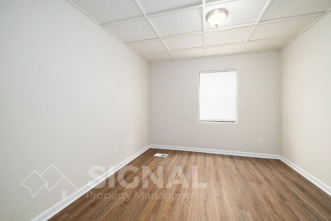 Building Photo - 513 Tuscaloosa Ave