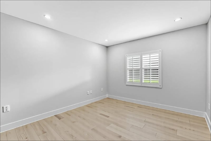 Building Photo - 130 Cypress Club Dr