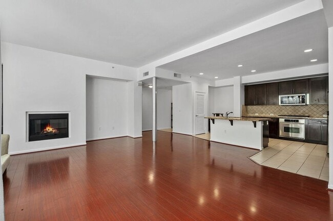Building Photo - 111 S De Lacey Ave