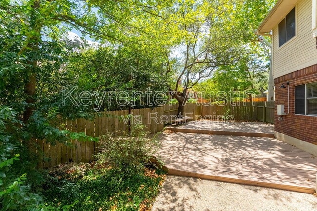 Building Photo - 7403 Rockberry Cove