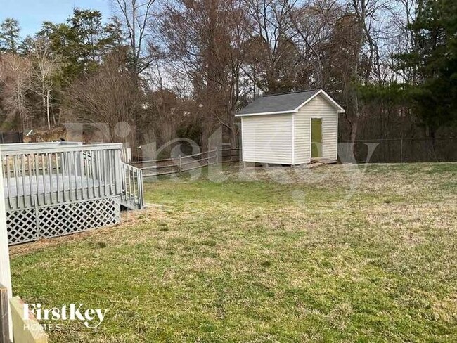 Building Photo - 4117 Ringtail Ct SE