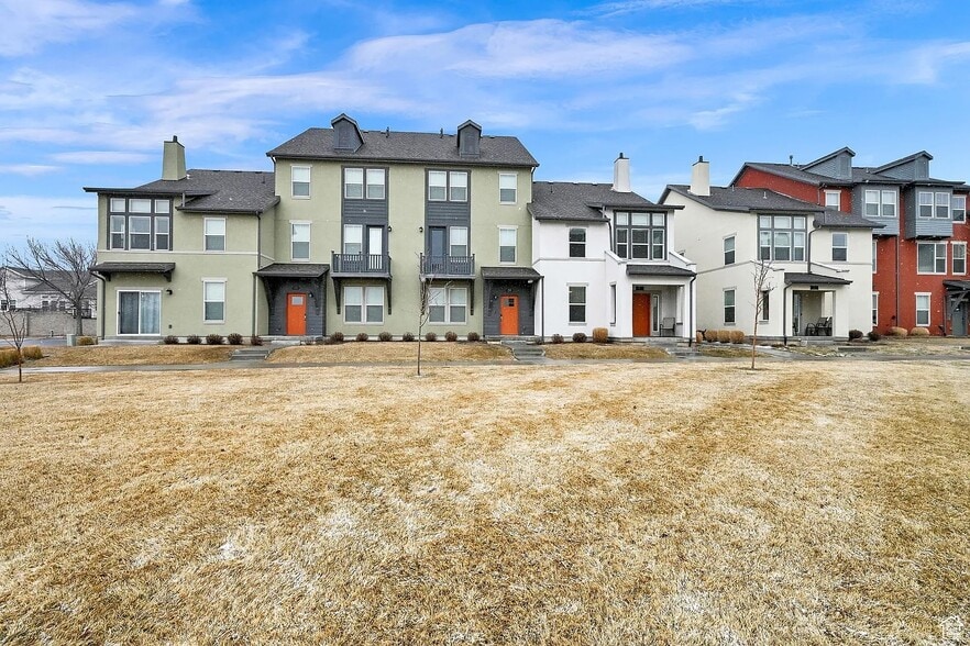 Building Photo - 791 W 2150 N