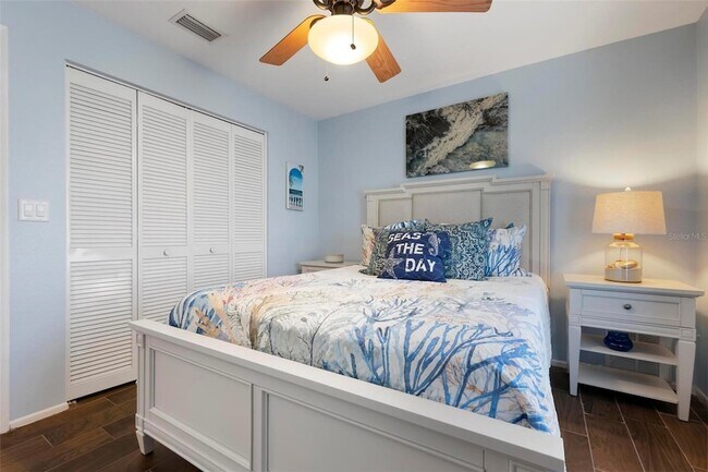 Building Photo - 6552 Waterford Cir