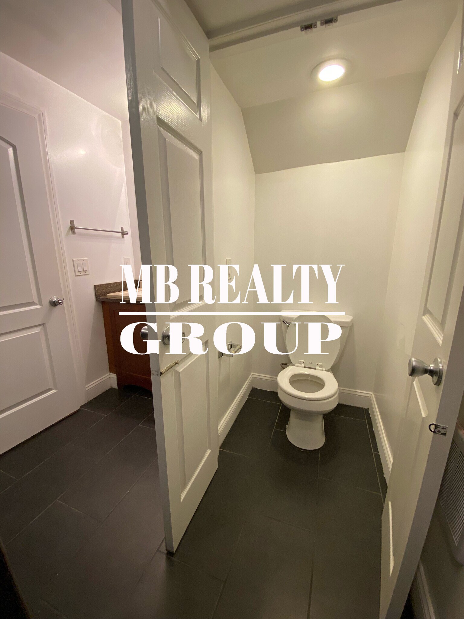 Building Photo - 772 Columbus Ave