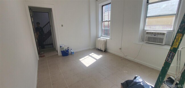 Building Photo - 32-55-55 Steinway St