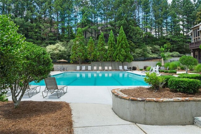 Building Photo - 6424 Queens Court Trace