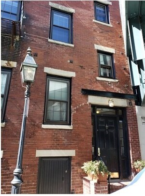 Building Photo - 14 Lindall Pl