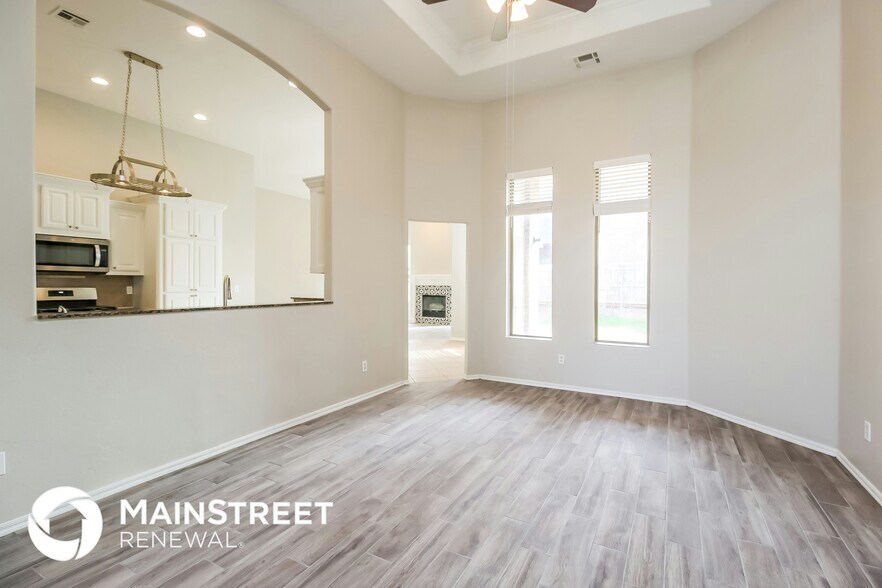 Building Photo - 8820 NW 120th St