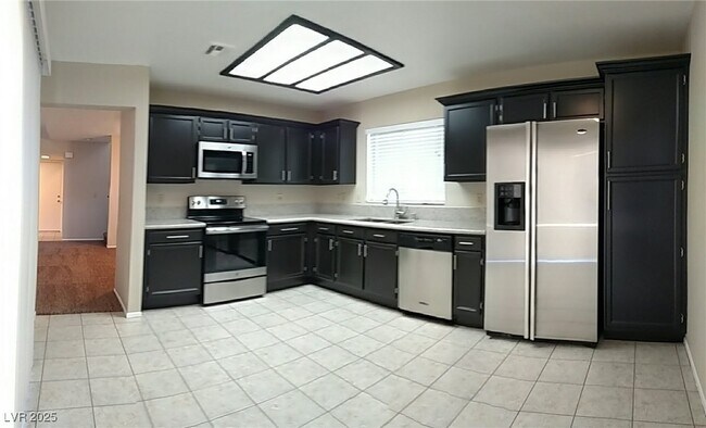 Building Photo - 111 Quiet Desert Ln