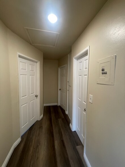 Building Photo - 10381 Pradera Ave