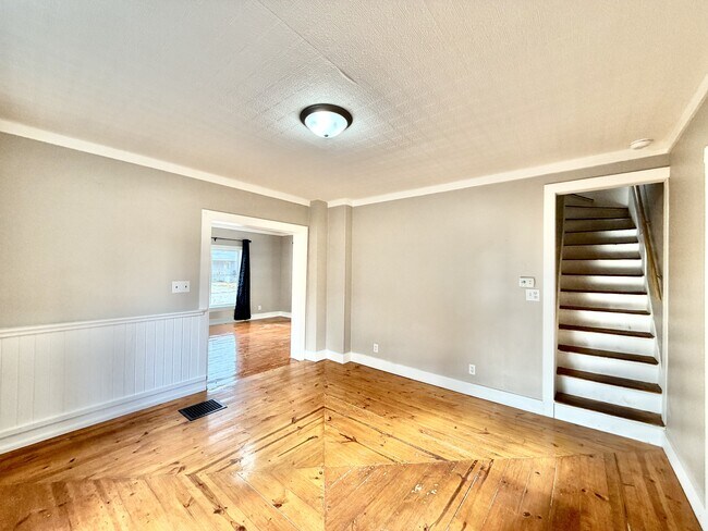 Building Photo - 955 10th St