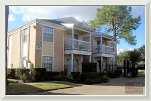 Building Photo - 2750 Holly Hall St