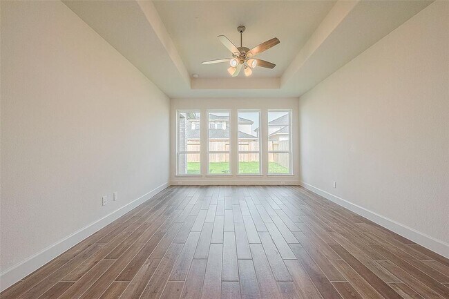 Building Photo - 29803 Breezy Pnes Lp
