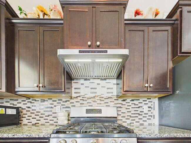 Building Photo - 11060 Hat Creek Ln