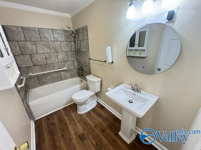 Building Photo - 2849 Greenside Dr NW