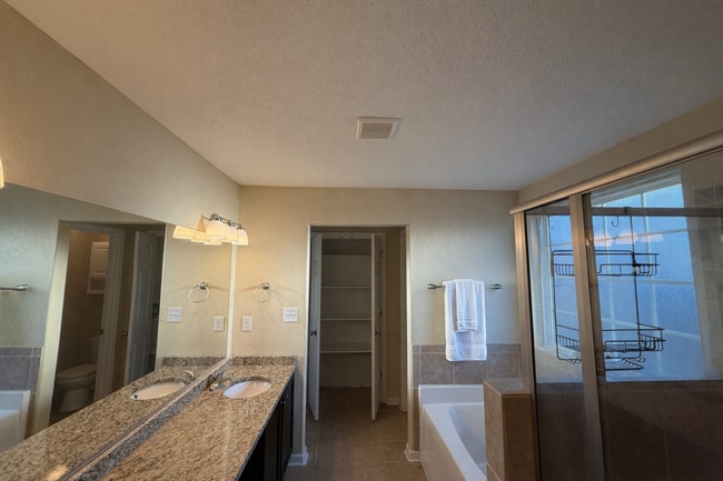 Building Photo - Modern 4BR Norfolk Home with Open Layout "ASK ABOUT OUR ZERO DEPOSIT"