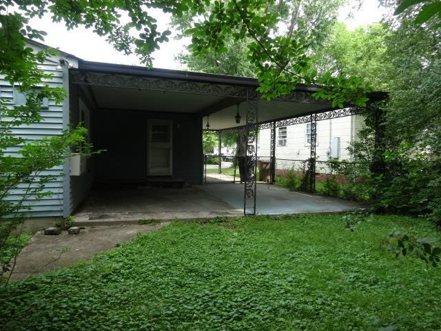 Building Photo - 2605 Aspen Dr