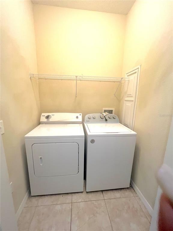 Building Photo - 1519 Broken Oak Dr