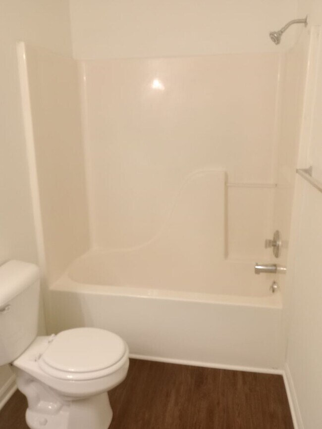 Building Photo - 3534-3536-3536 Prescott Dr