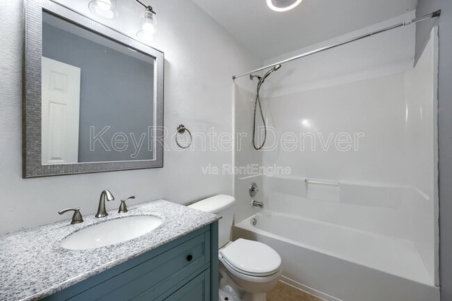 Building Photo - 21709 E Kent Dr