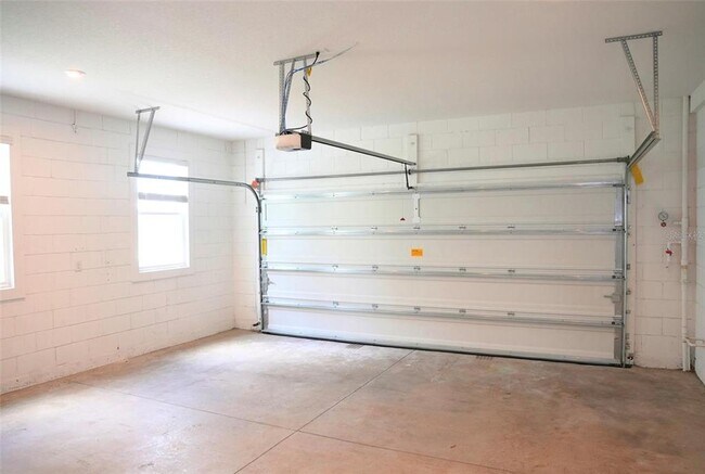 Building Photo - 12439 Shipwatch St