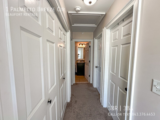 Building Photo - 1 Palmetto Breeze Cir
