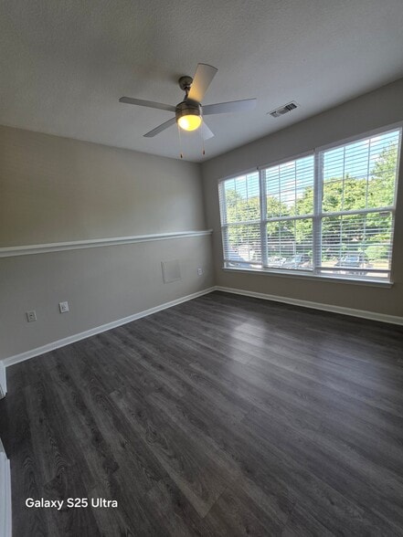Building Photo - 13309 Glen Echo Cir