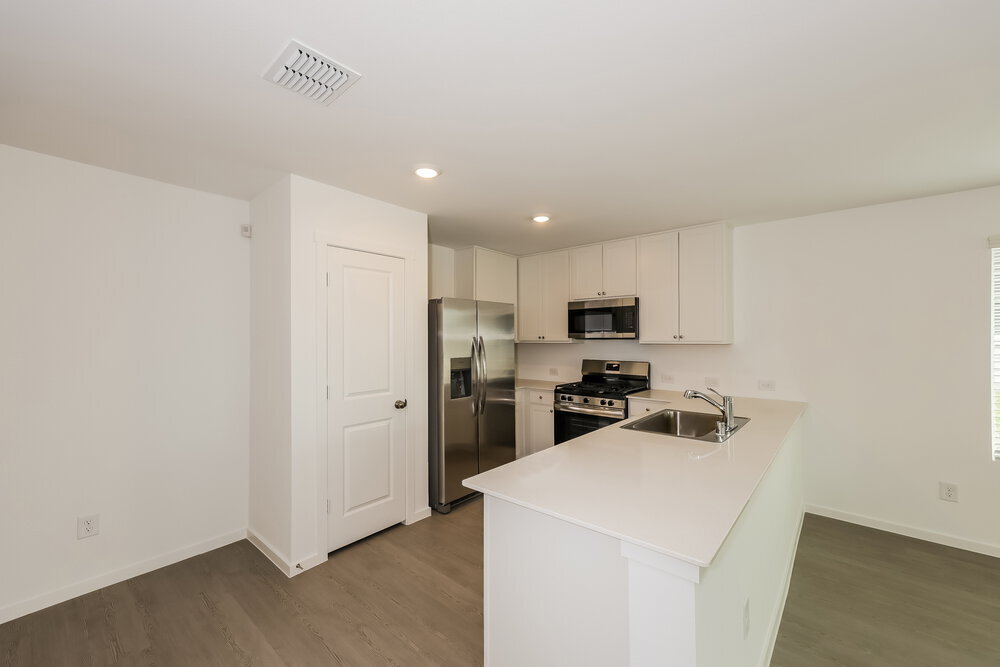 Building Photo - 10729 Revolver Dr