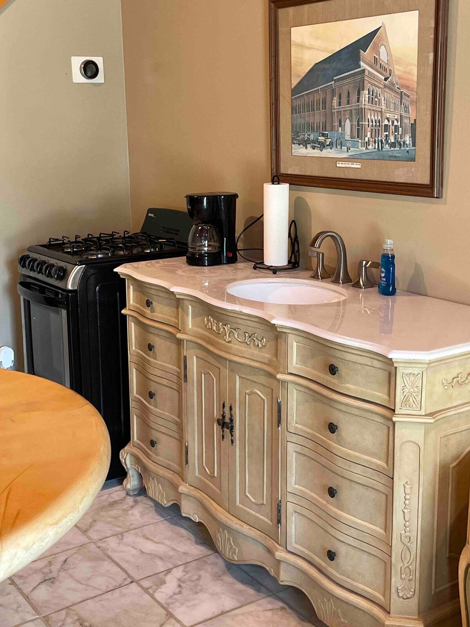 Building Photo - 176 Schools Dr