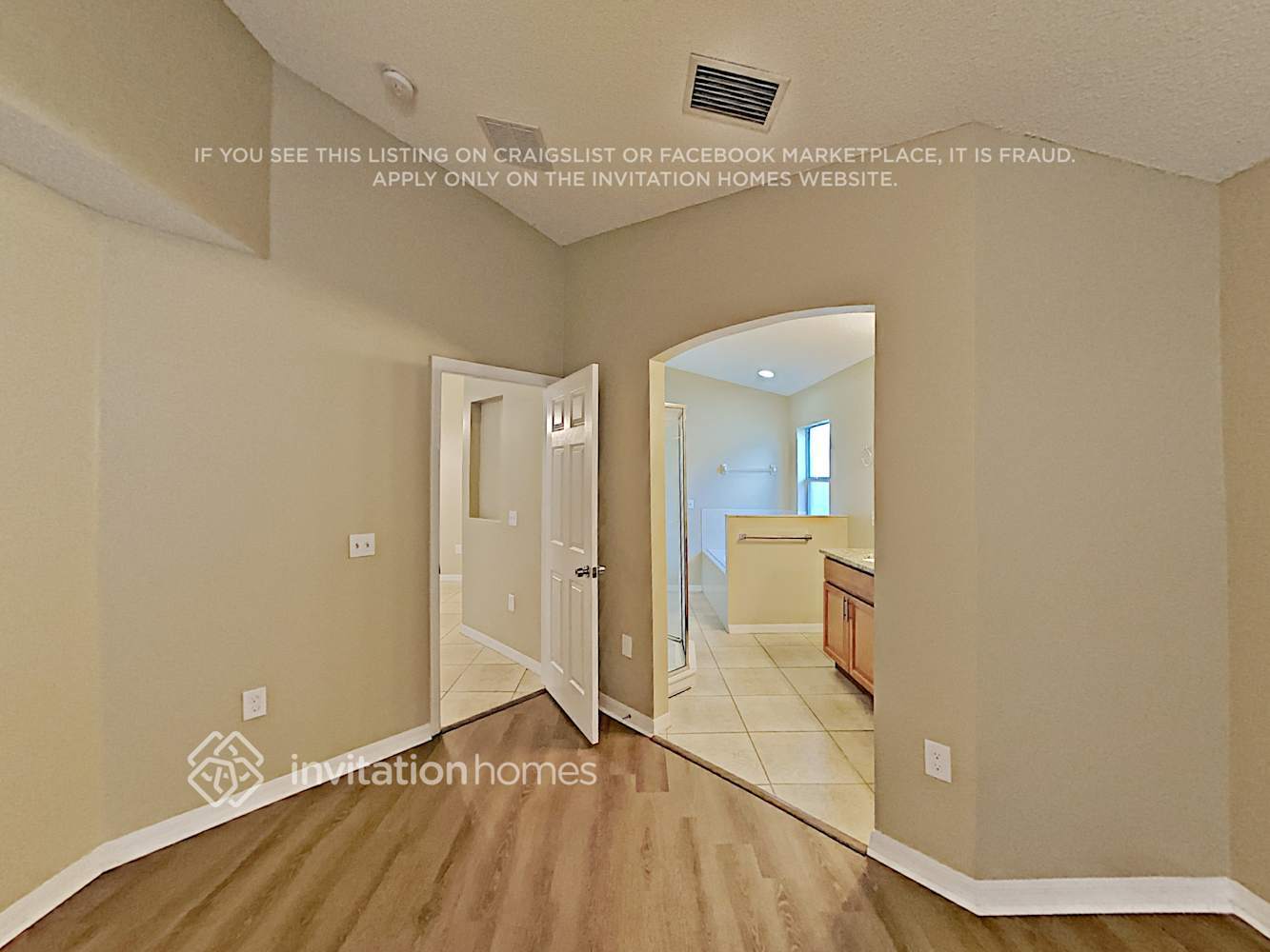 Building Photo - 971 Kenbar St