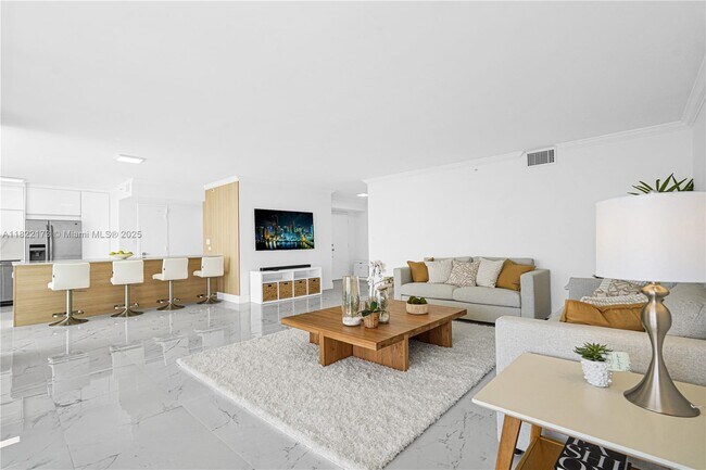 Building Photo - 881 Ocean Dr