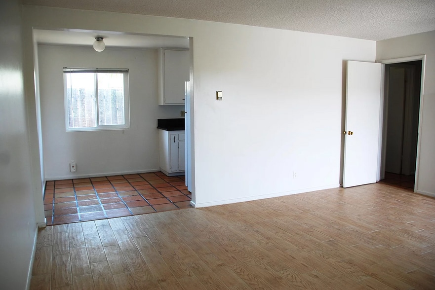 Unit A - Living Room - 6624 Pasado Rd