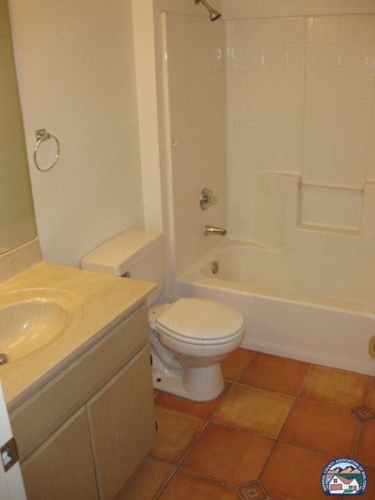 Building Photo - 1200 Rodeo Dr