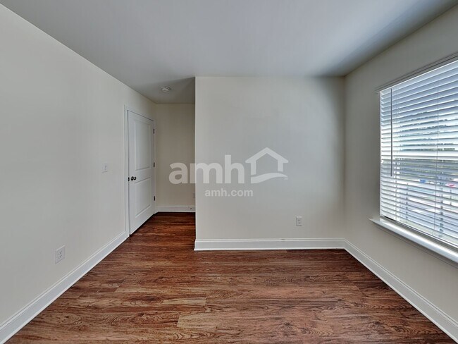 Building Photo - 2339 Campbell Cove Court