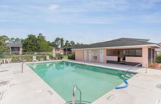 Building Photo - Tradewinds I Unit 2405