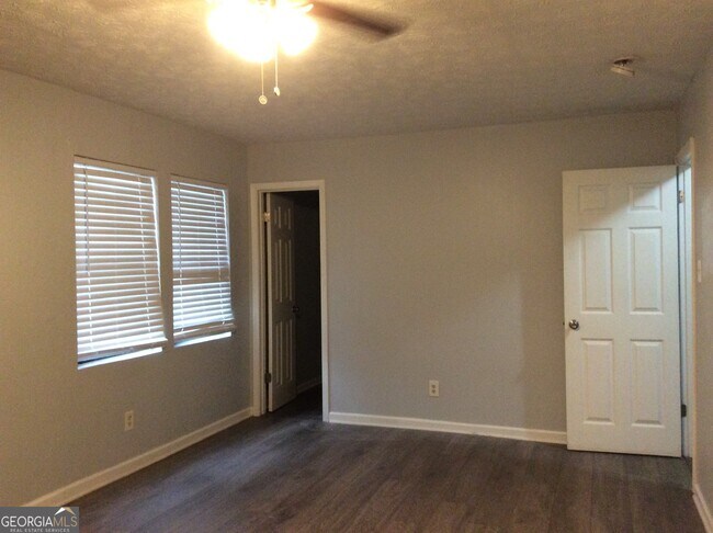 Building Photo - 3667 Chimney Ridge Ct