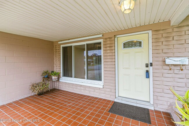 Building Photo - 141 E Exeter St