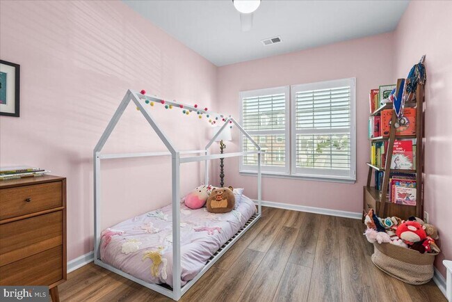 Building Photo - 4532 Tinder Box Cir