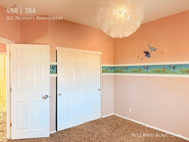 Building Photo - 9452 Pinot Blanc Ct