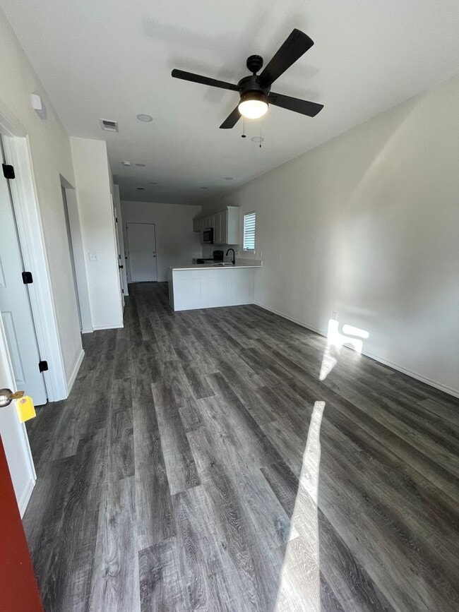 Building Photo - 265-267 Chisholm Trail