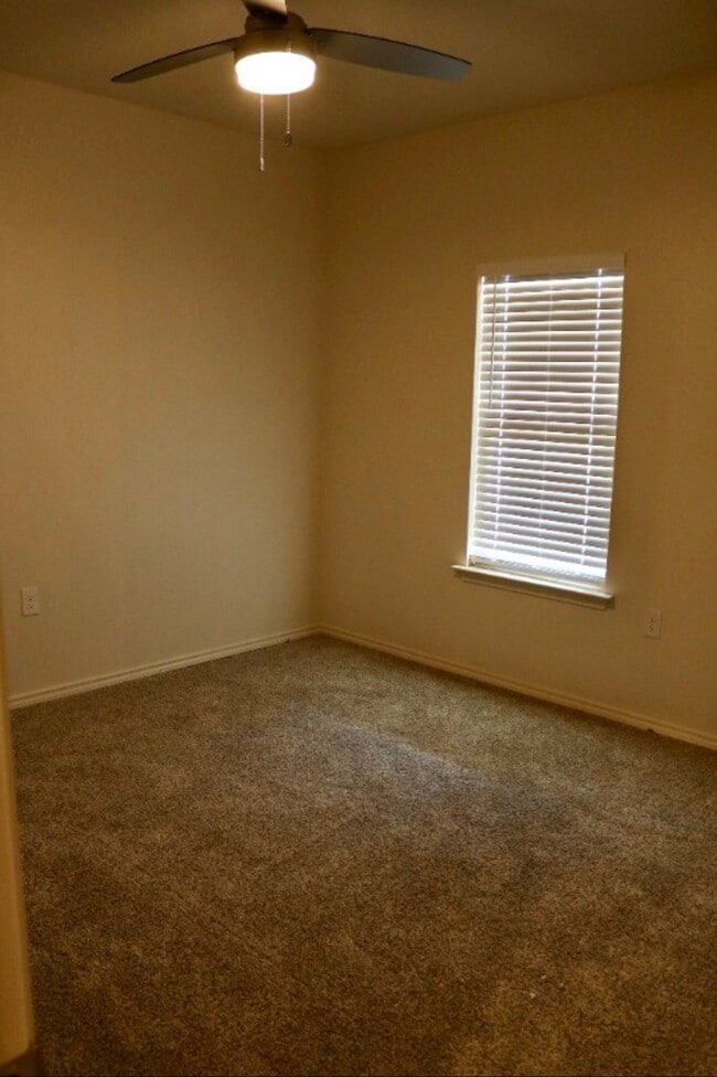 Building Photo - 1824 Corpus Ave