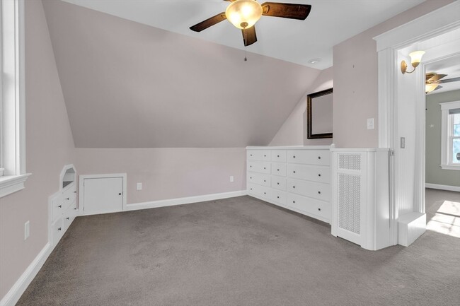 Building Photo - 2 Bellevue Ave