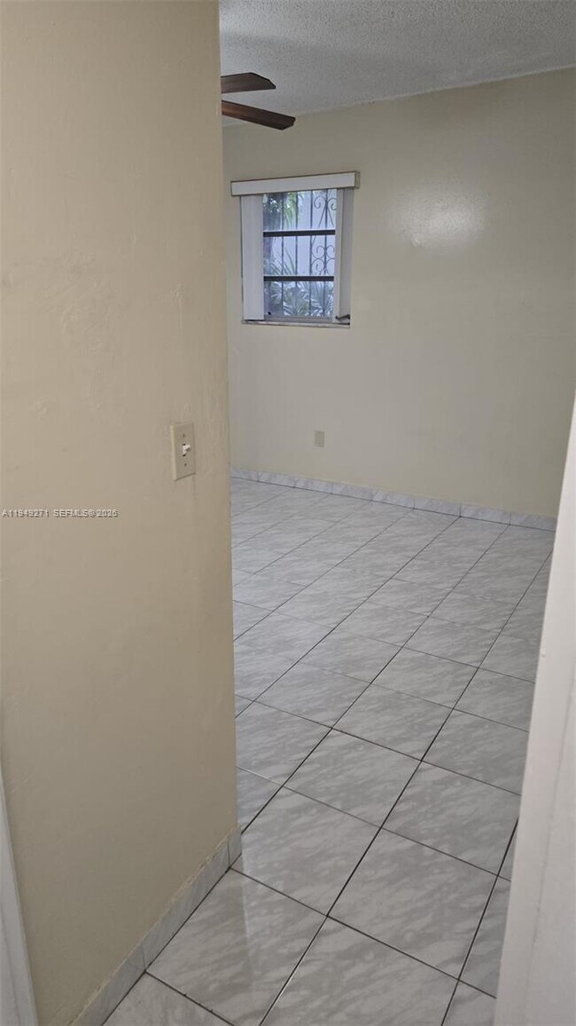 Building Photo - 2340 SW 11th St