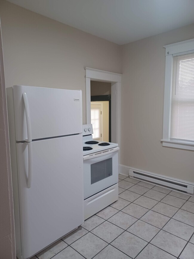 Building Photo - 101 W Whitlock Ave